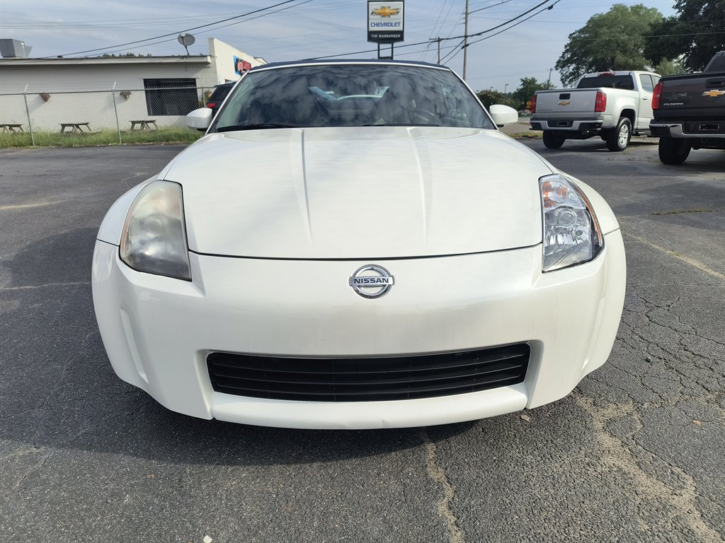 2005 Nissan 350Z - $7,999