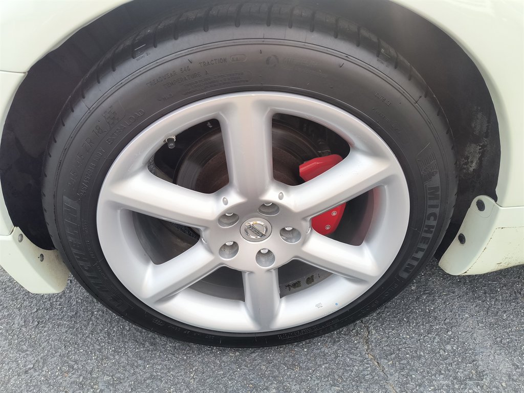 2005 Nissan 350Z - $7,999