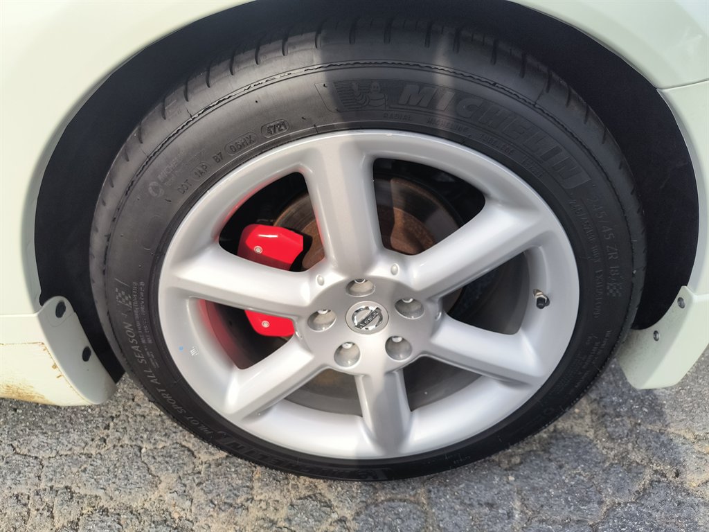 2005 Nissan 350Z - $7,999