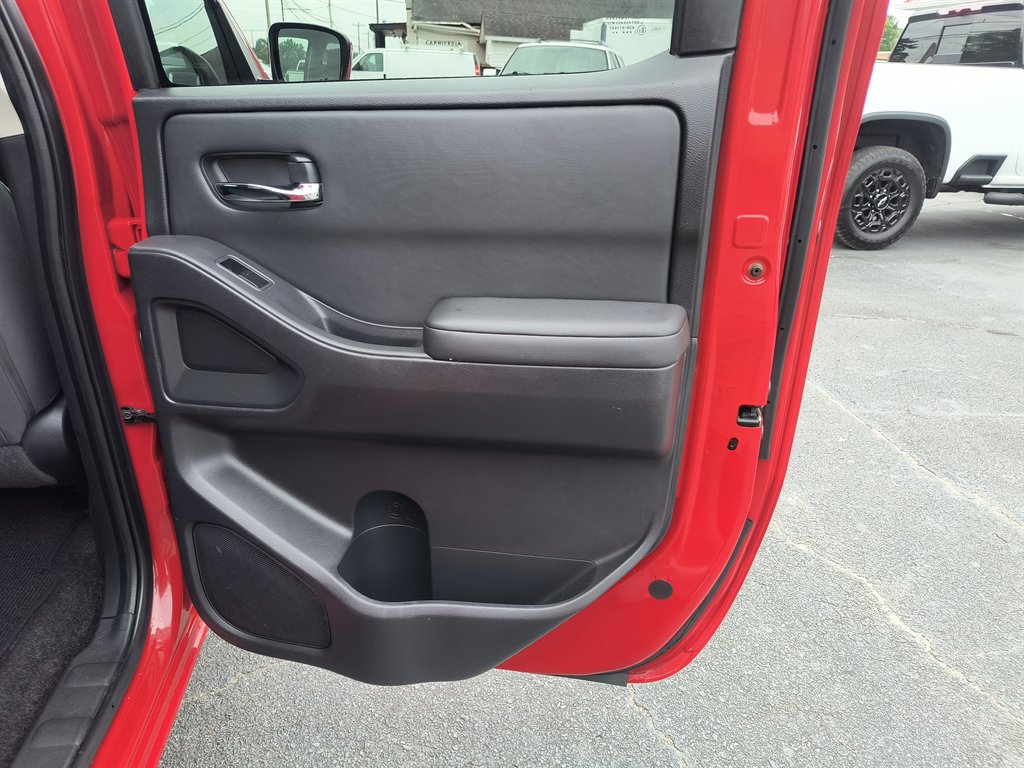 2022 Nissan Frontier