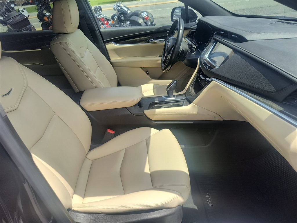 2018 Cadillac XT5 - $14,499