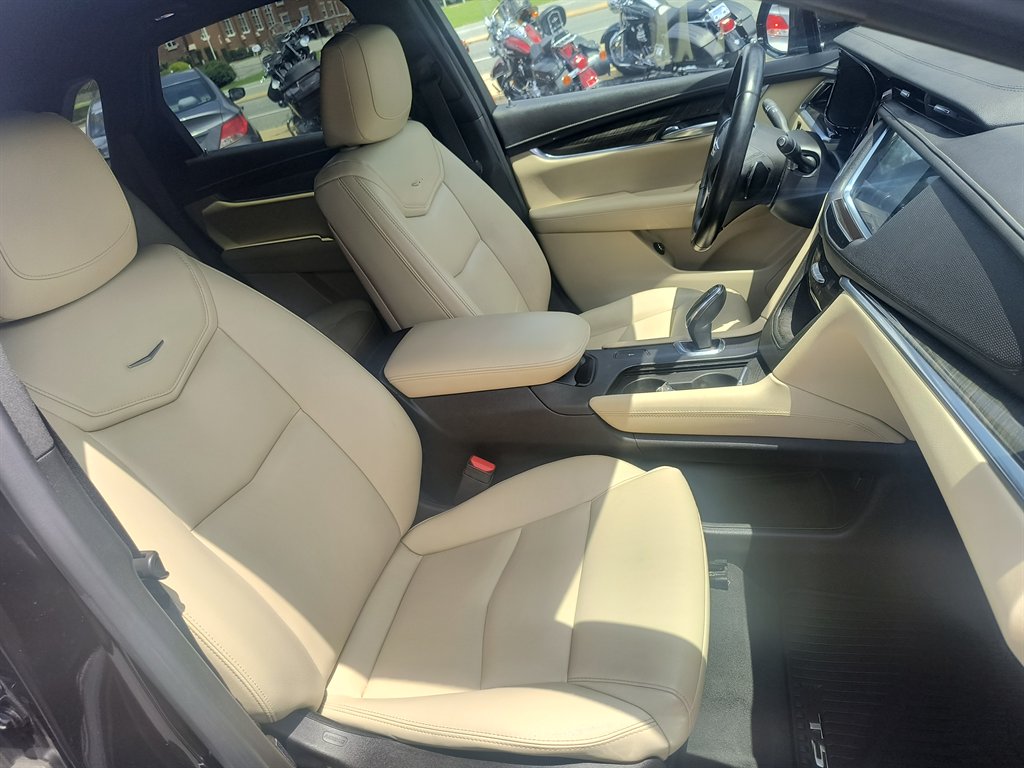 2018 Cadillac XT5 - $14,499