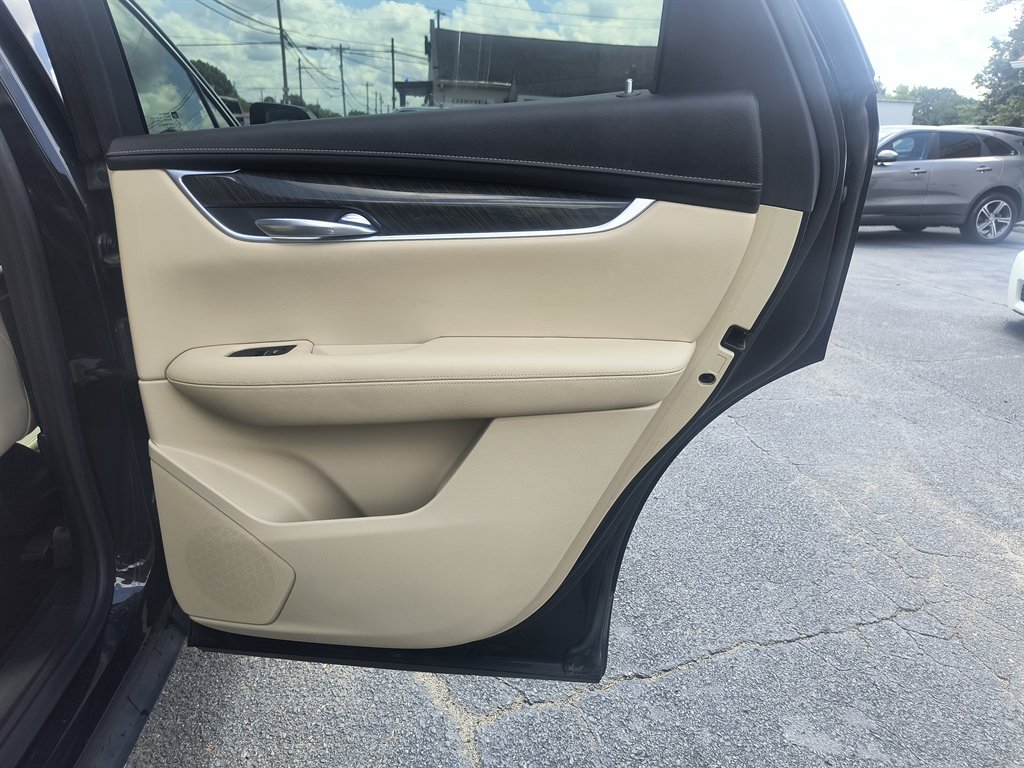 2018 Cadillac XT5 - $14,499