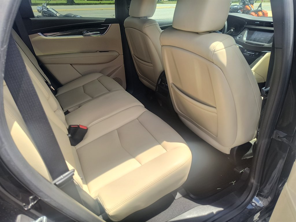 2018 Cadillac XT5 - $14,499