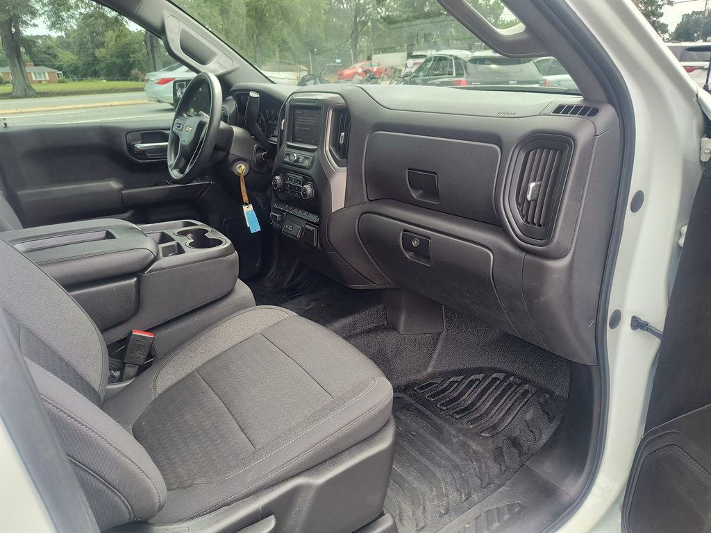 2021 Chevrolet Silverado - $26,999