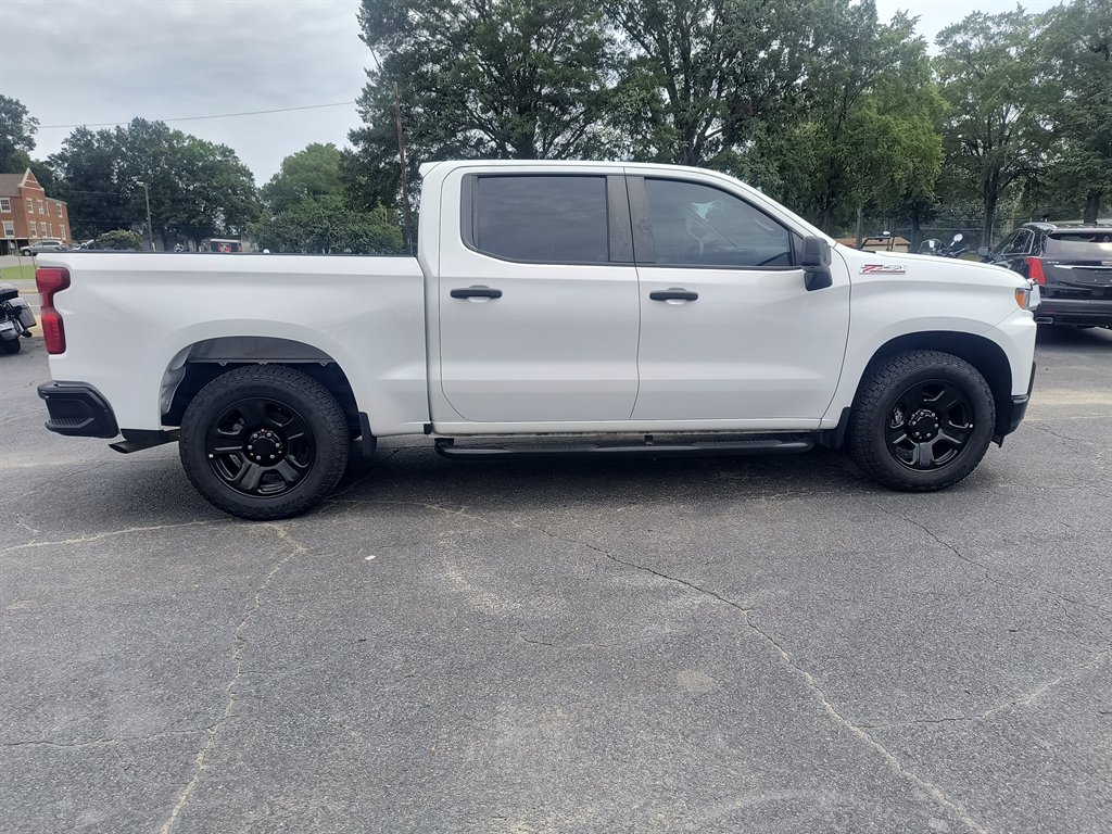 2021 Chevrolet Silverado - $26,999