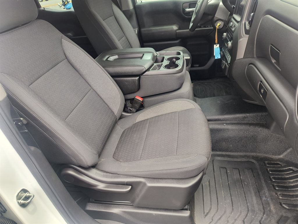 2021 Chevrolet Silverado - $26,999