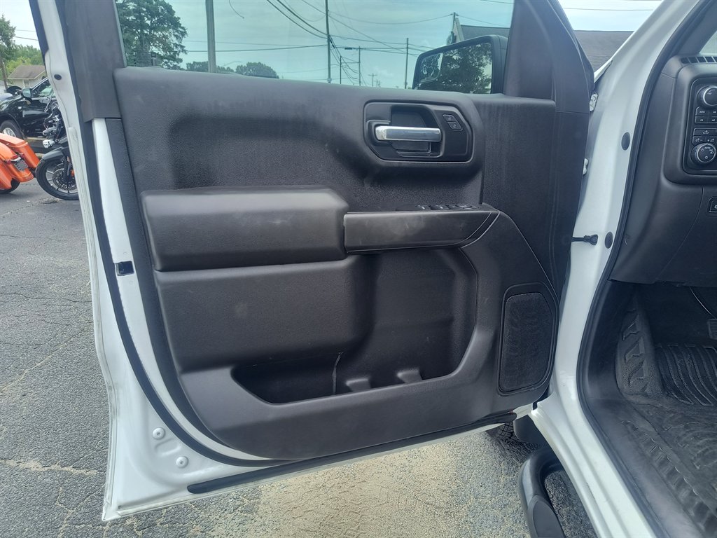 2021 Chevrolet Silverado - $26,999