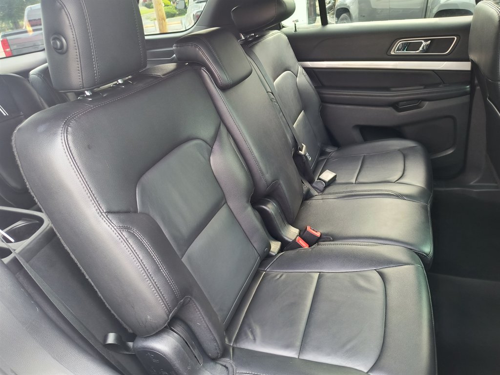 2016 Ford Explorer - $9,999