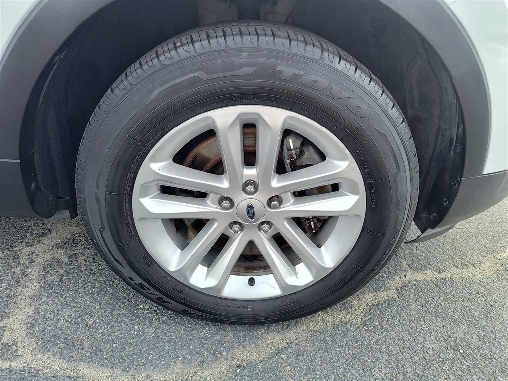 2016 Ford Explorer - $9,999