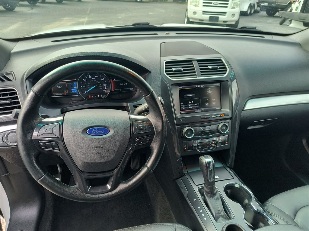 2016 Ford Explorer - $9,999