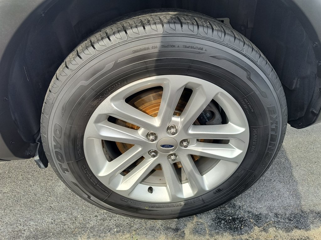 2016 Ford Explorer - $9,999