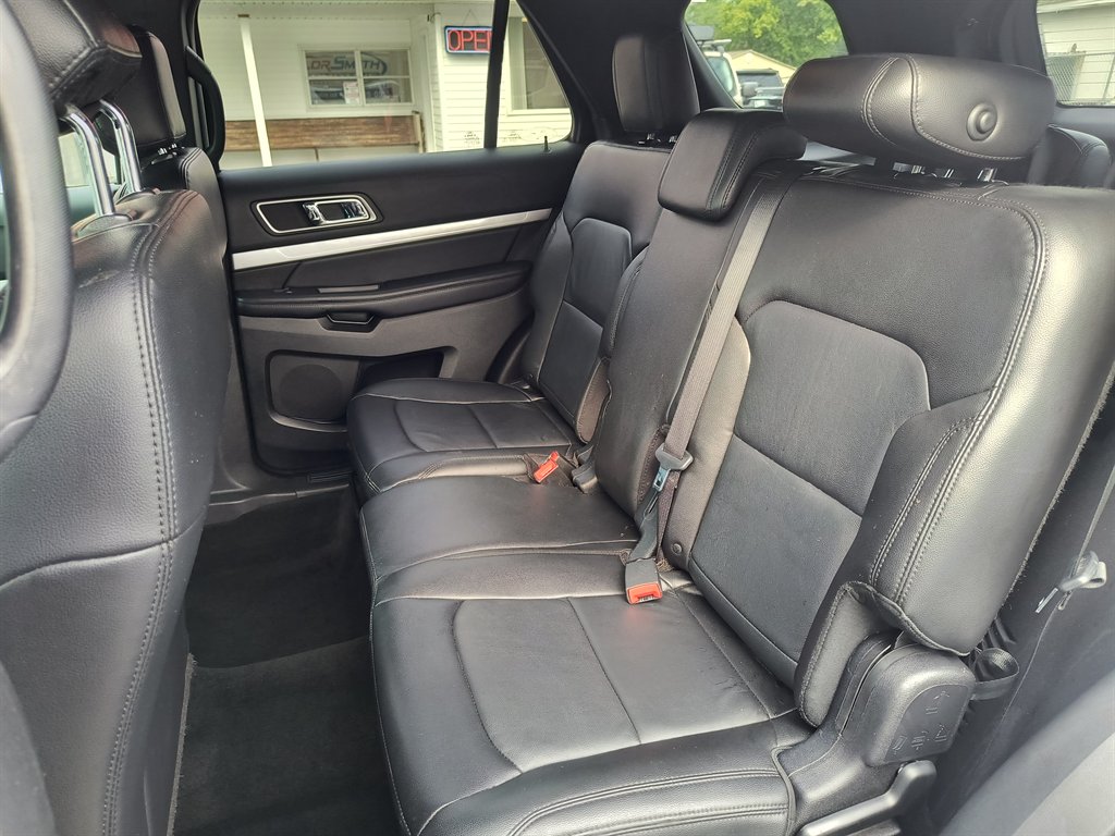 2016 Ford Explorer - $9,999
