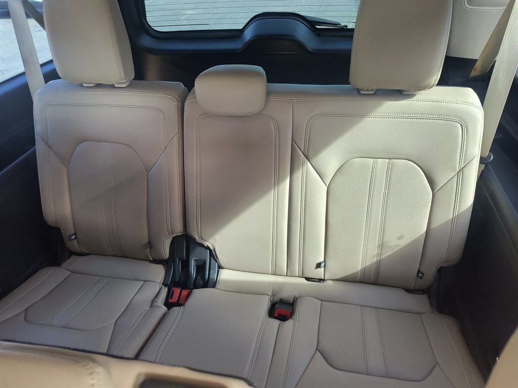 2022 Ford Expedition - $34,999