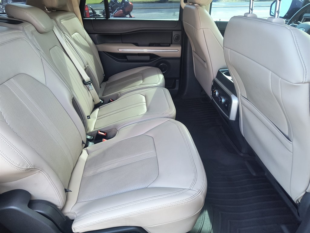 2022 Ford Expedition - $34,999