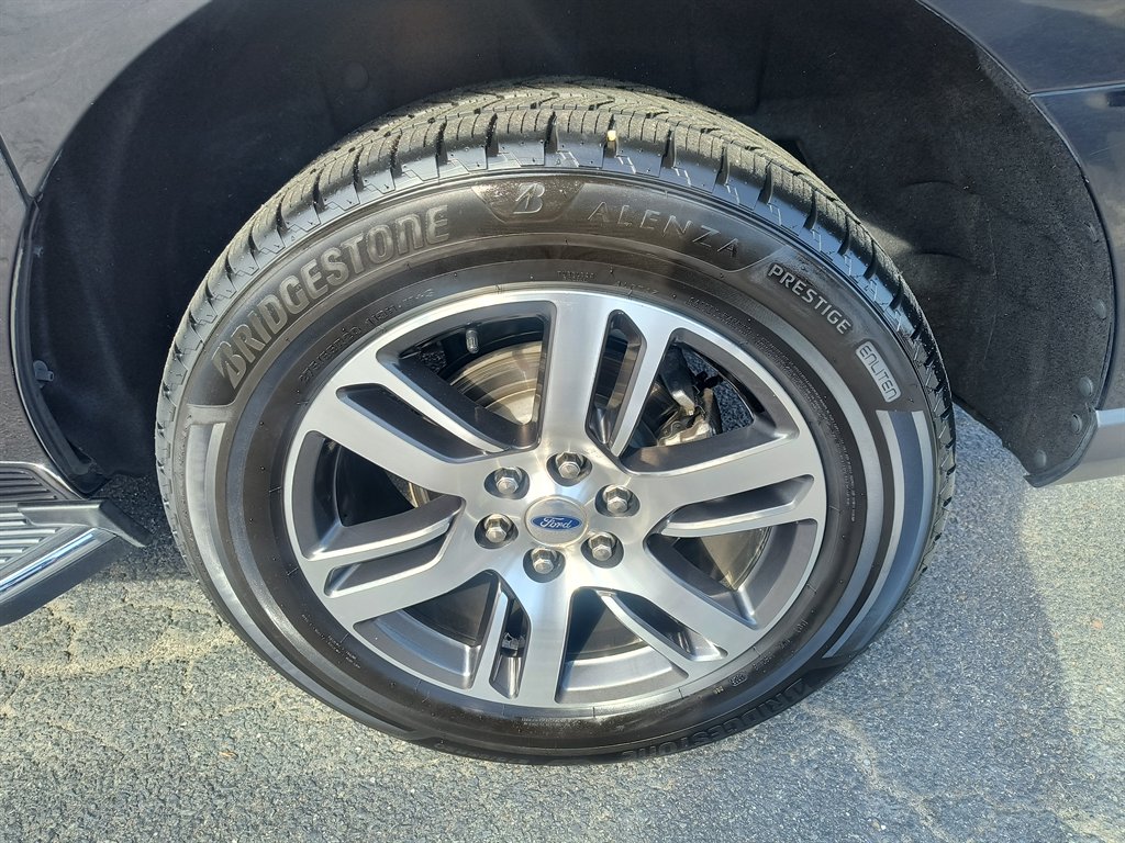 2022 Ford Expedition - $34,999