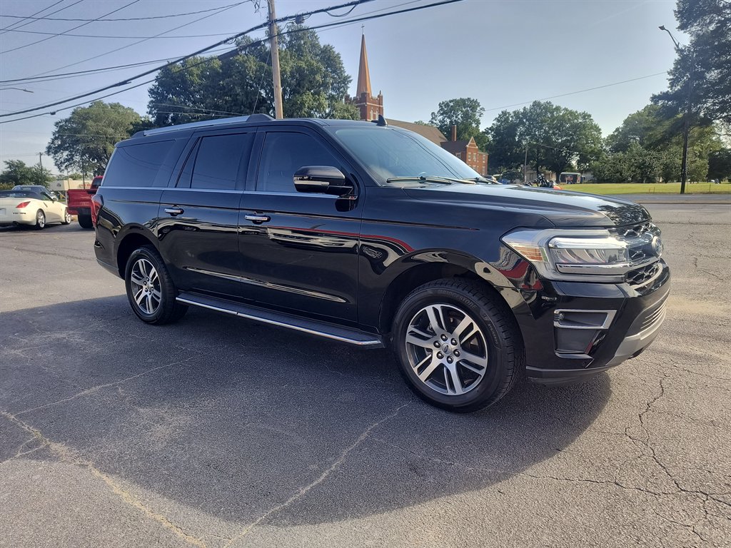2022 Ford Expedition - $34,999