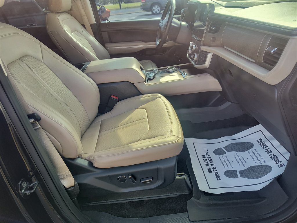 2022 Ford Expedition - $34,999
