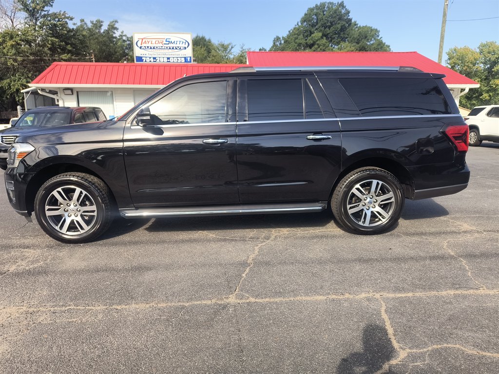 2022 Ford Expedition - $34,999