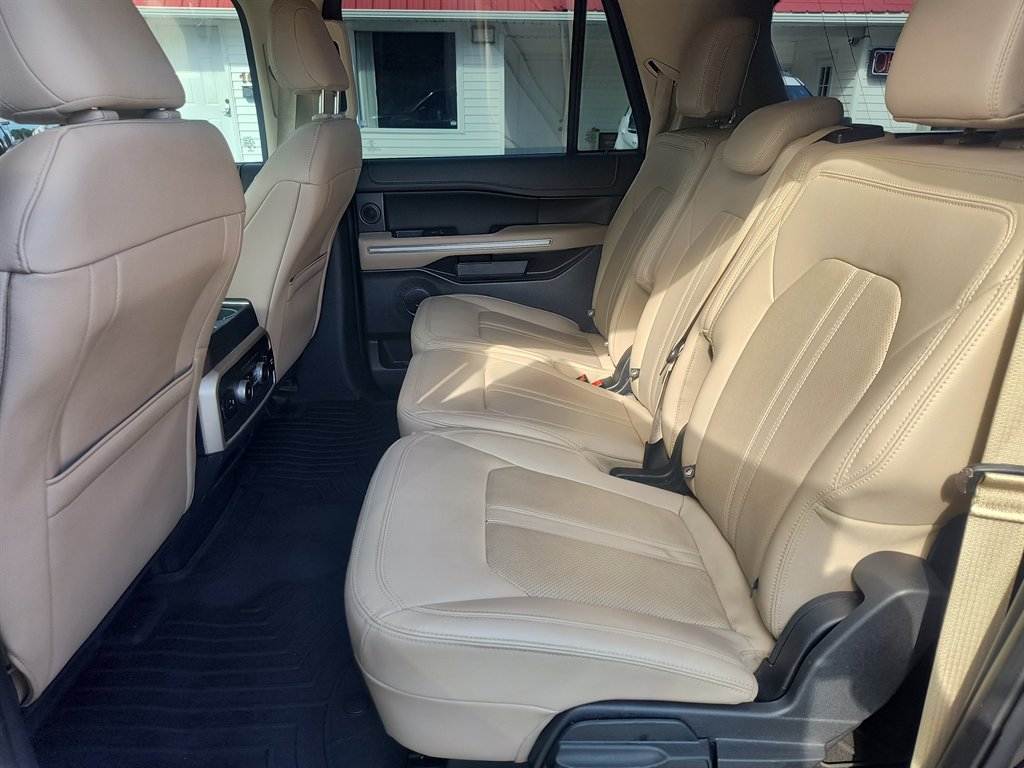 2022 Ford Expedition - $34,999
