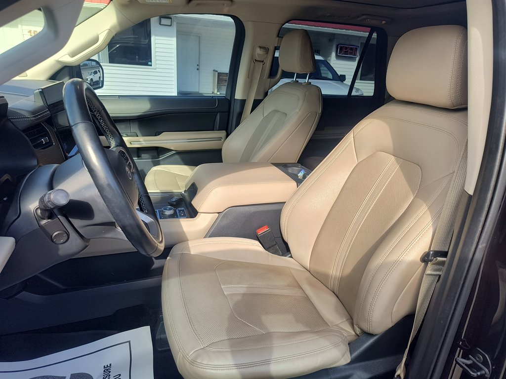 2022 Ford Expedition - $34,999