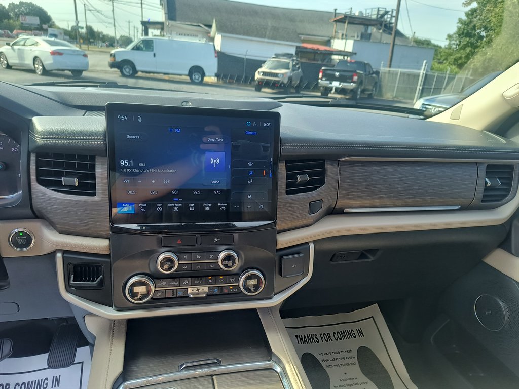 2022 Ford Expedition - $34,999