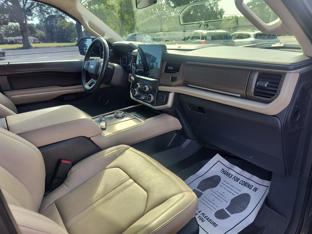 2022 Ford Expedition - $34,999