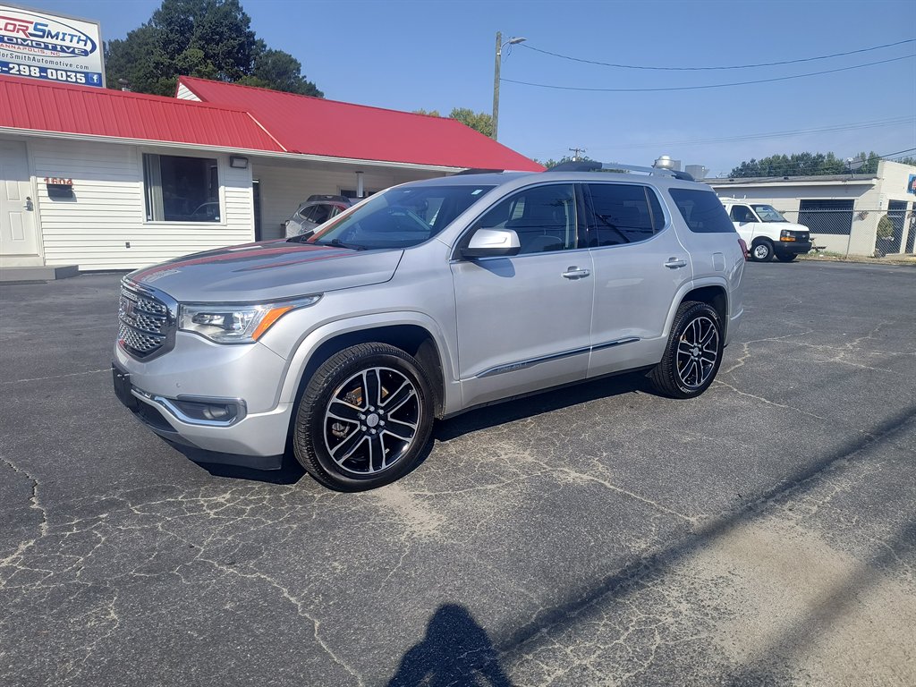 2017 GMC Acadia
