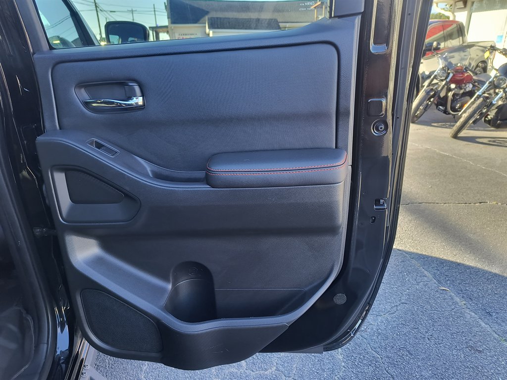 2023 Nissan Frontier