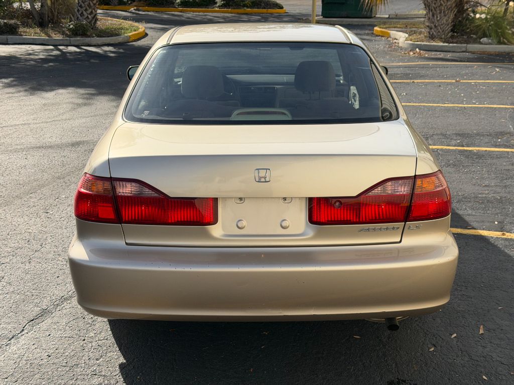 2000 Honda Accord - $3,999