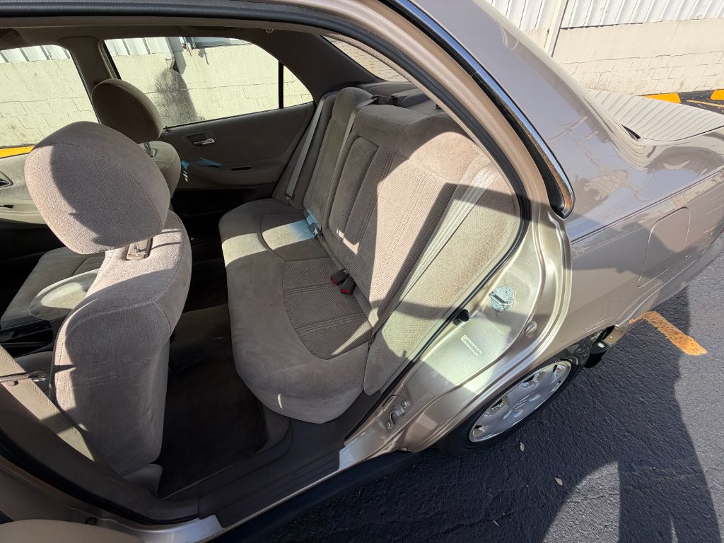 2000 Honda Accord - $3,999