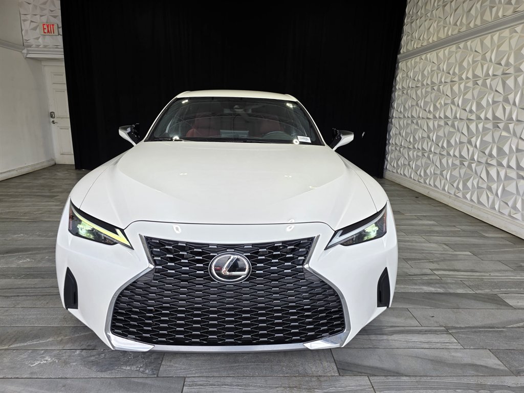 2022 Lexus IS 300 photo