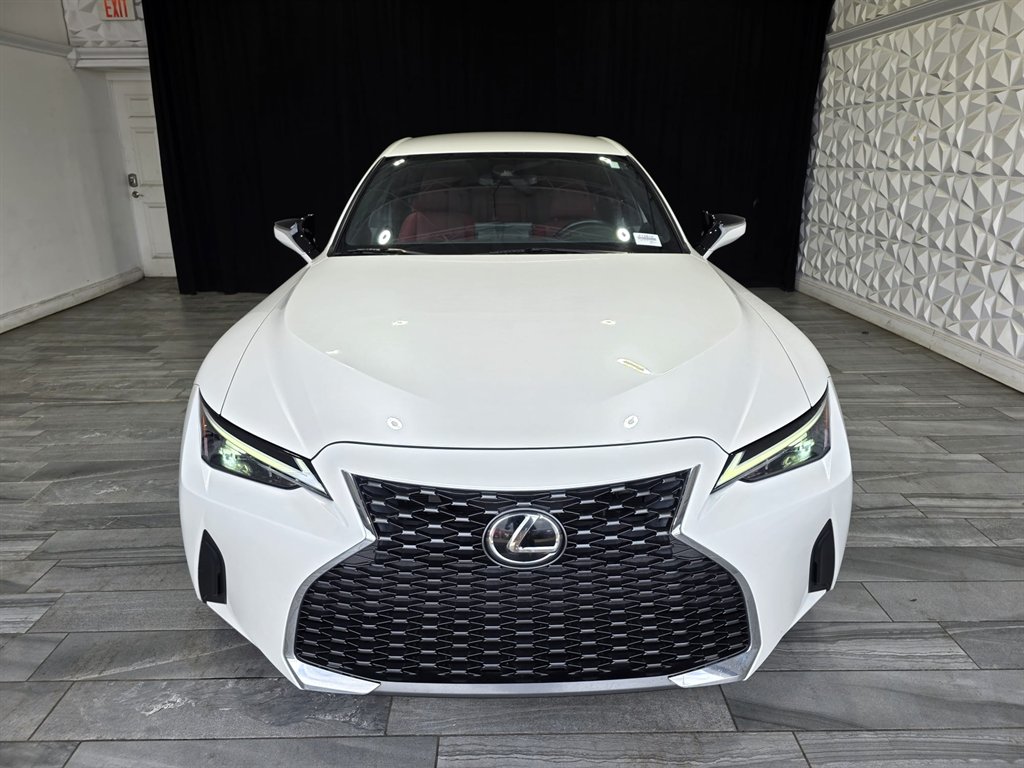 2022 Lexus IS 300 photo