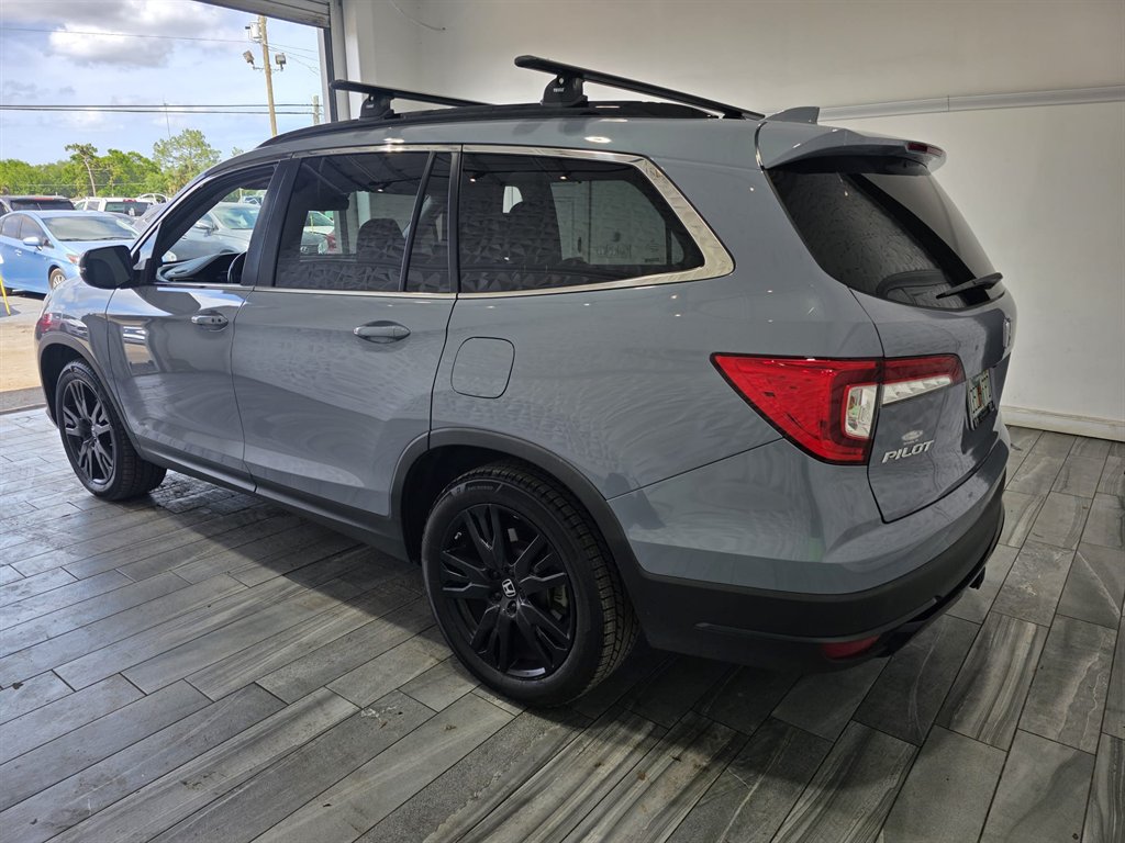 2022 Honda Pilot SE photo