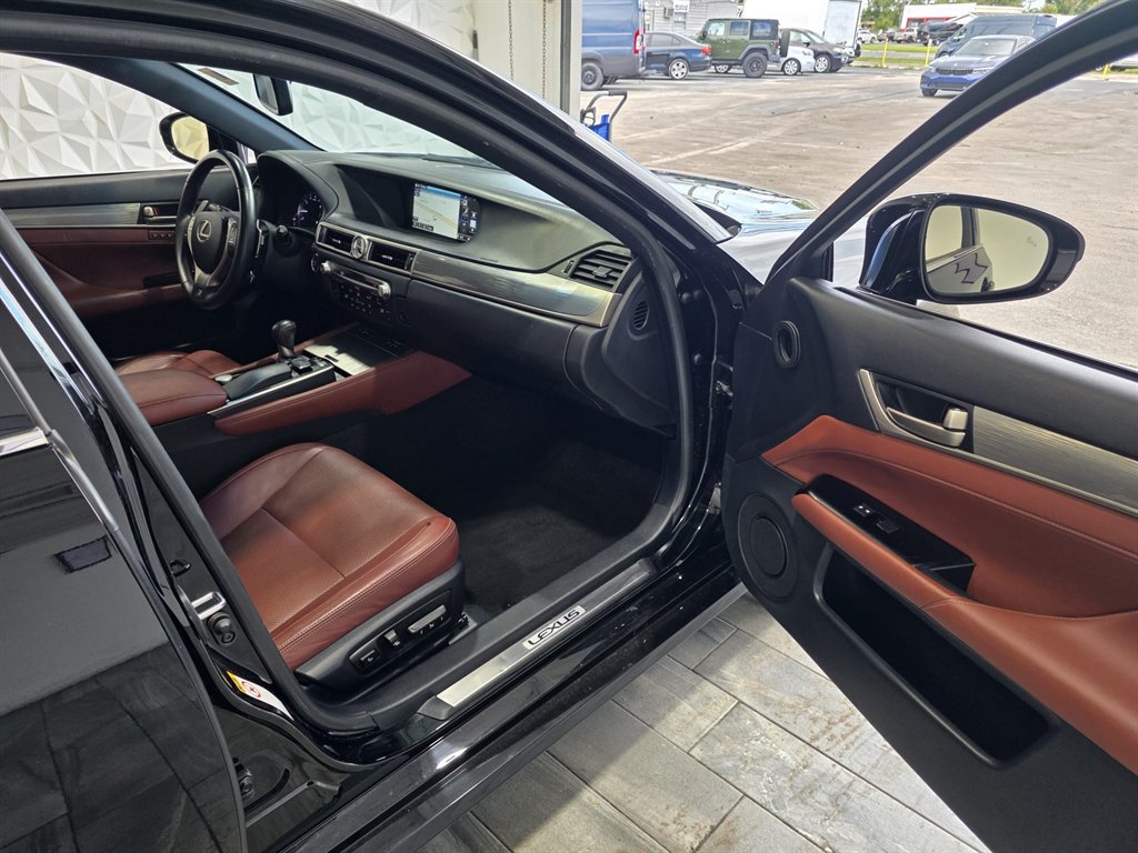 2015 Lexus GS - $21,990