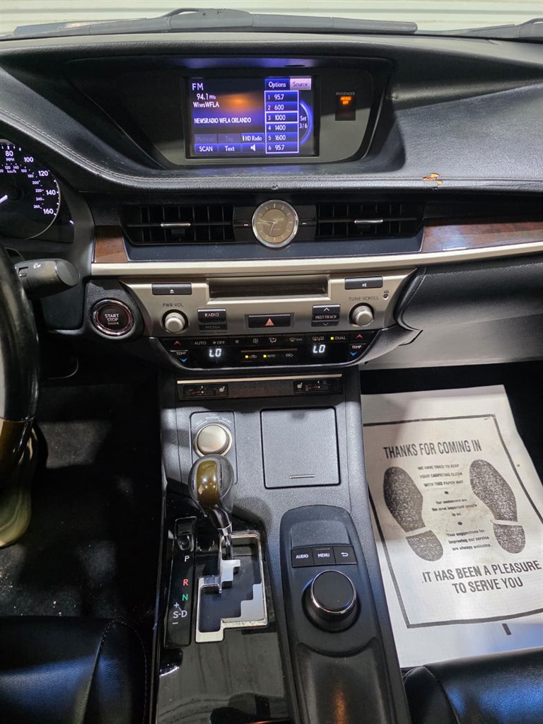 2013 Lexus ES - $14,990