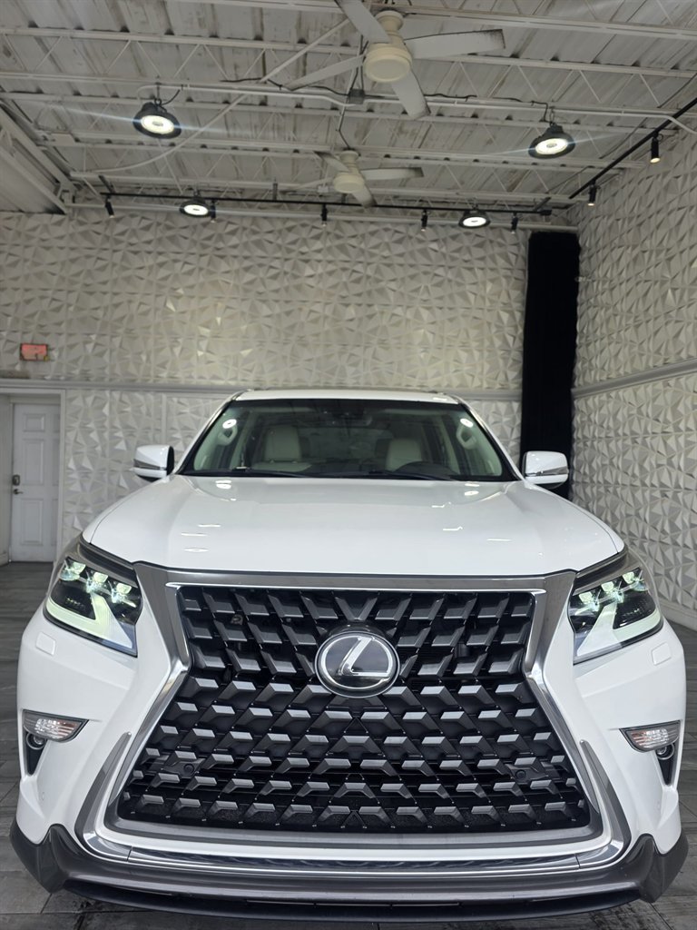 2020 Lexus GX - $39,990
