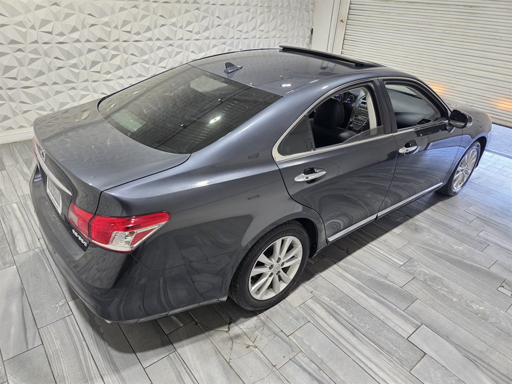 2011 Lexus ES - $15,990