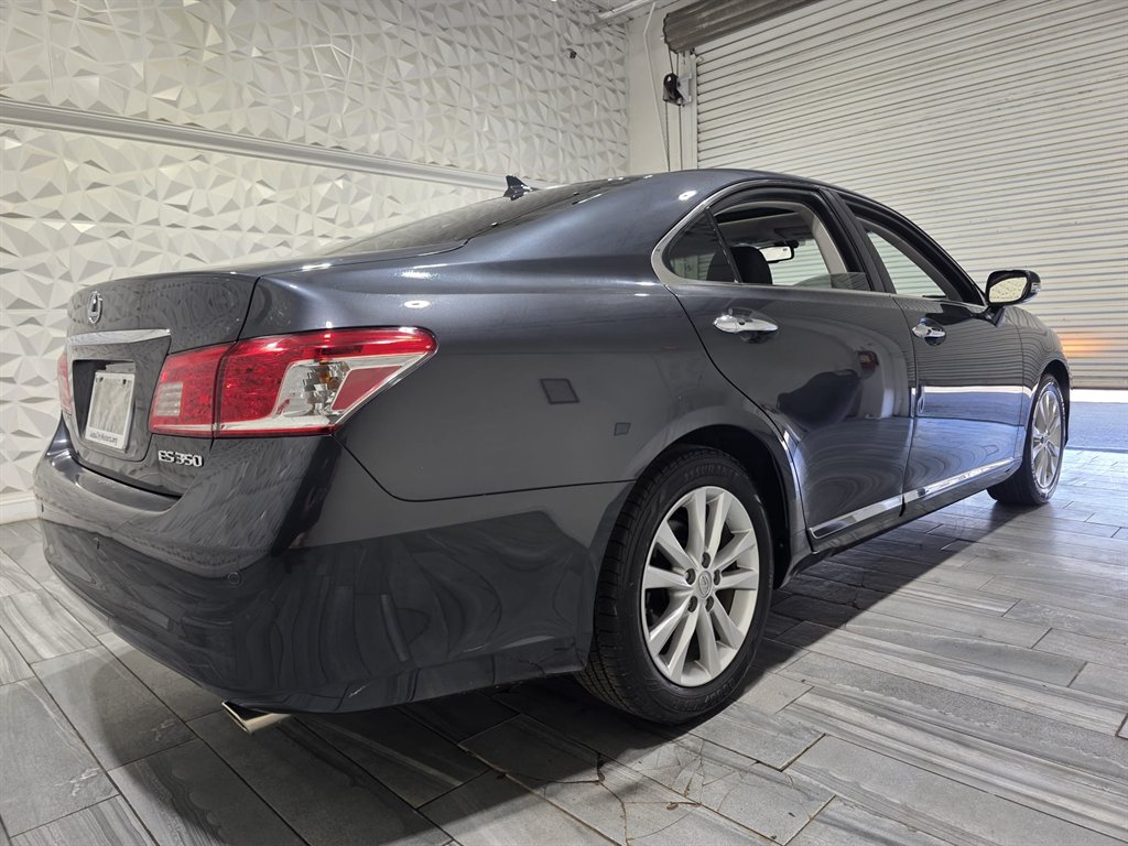 2011 Lexus ES - $15,990