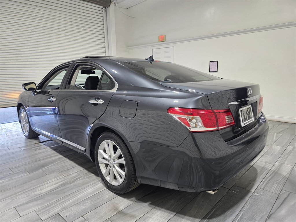 2011 Lexus ES - $15,990