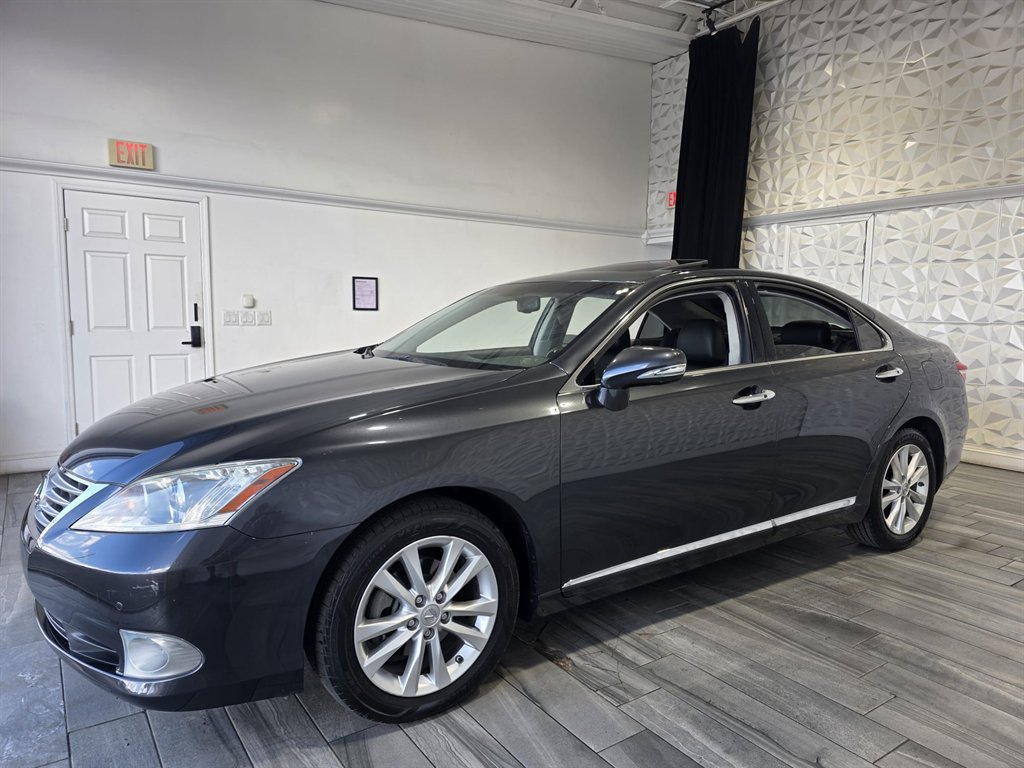 2011 Lexus ES - $15,990