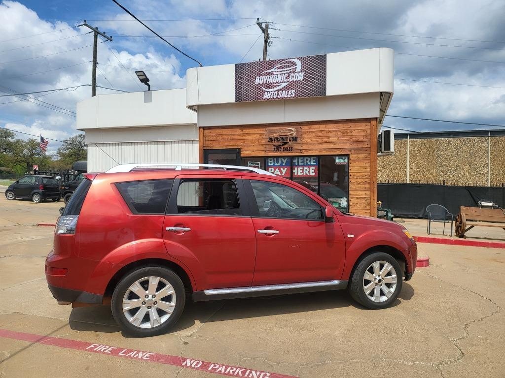 2009 Mitsubishi Outlander SE photo