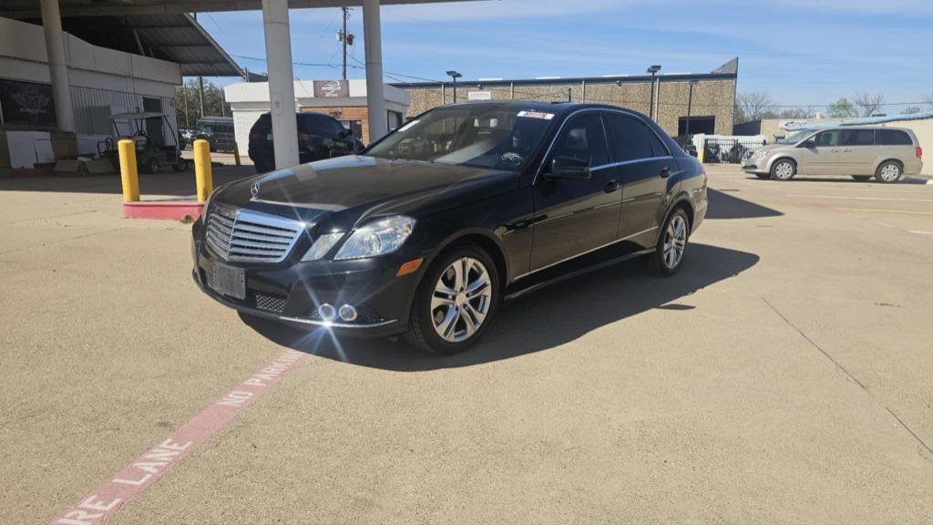 2011 Mercedes-Benz E-Class E350 Luxury photo