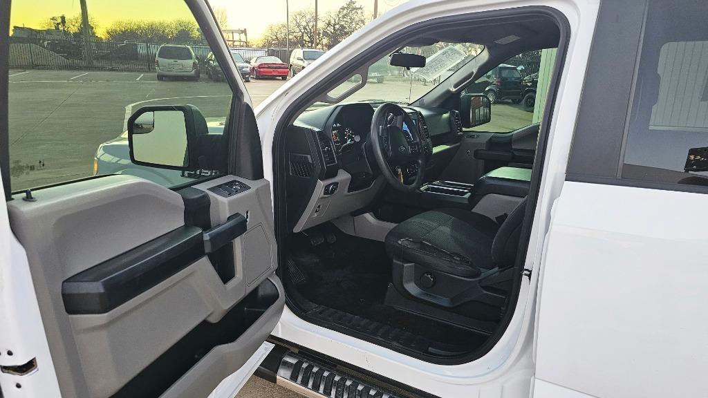 2020 Ford F150 Lariat photo
