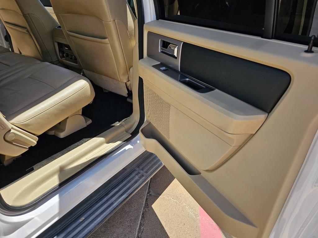 2016 Ford Expedition - $12,999