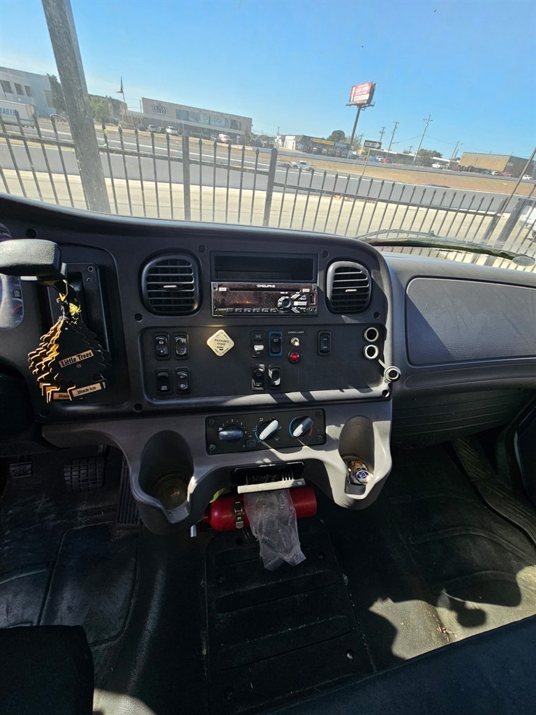 2013 Freightliner M2