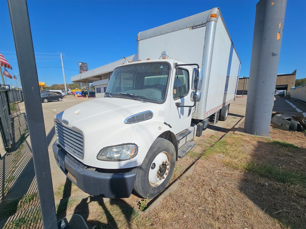 2013 Freightliner M2