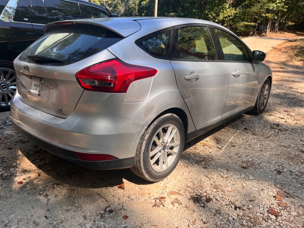 2015 Ford Focus SE photo