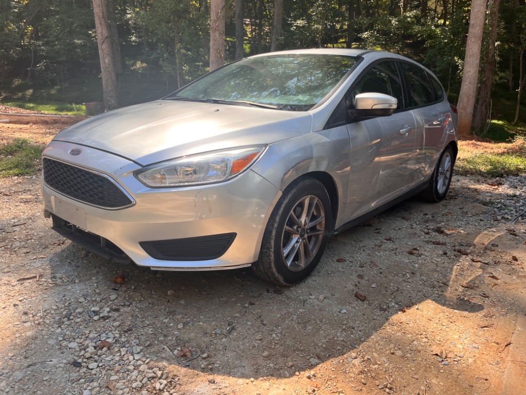 2015 Ford Focus SE photo