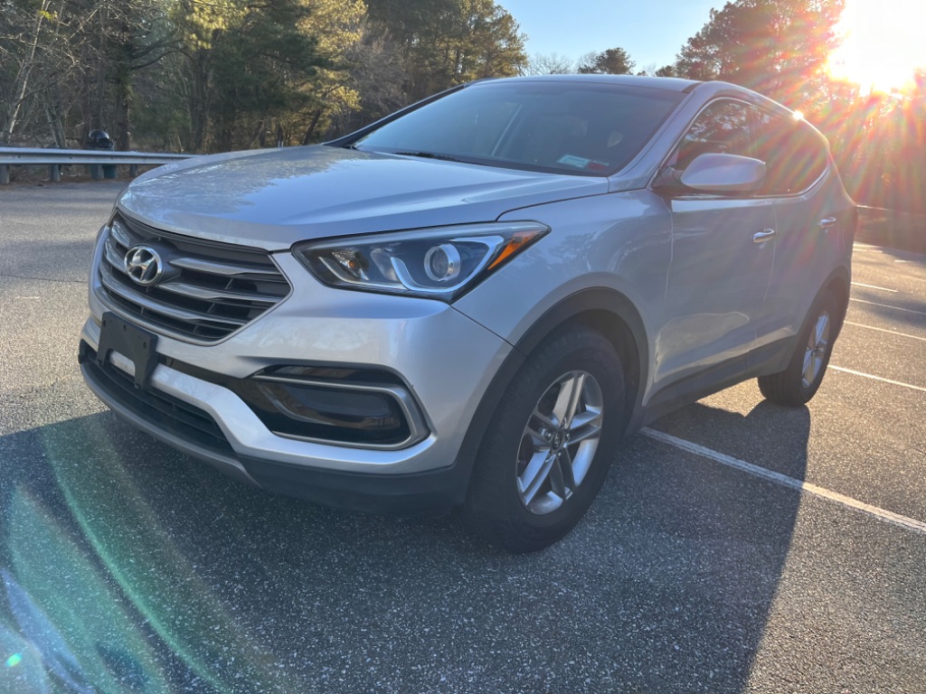 2017 Hyundai Santa Fe - $10,000